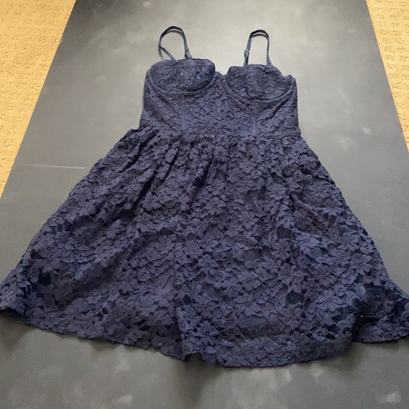 Abercrombie & Fitch Dress Size XS - Picture 3 of 5